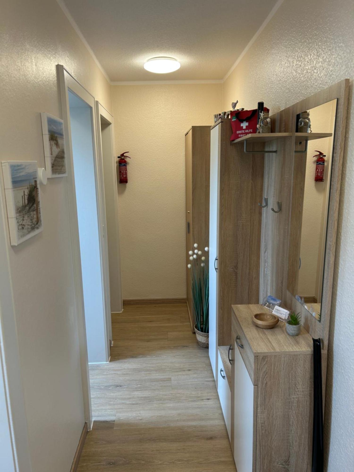 Ferienwohnung Ritthoff Perlebucht - Mit Strandkorb Am Meer Und Kostenloser Eintritt Ins Schwimmbad Busum Exterior photo